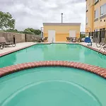 La Quinta By Wyndham Karnes City - Kenedy 