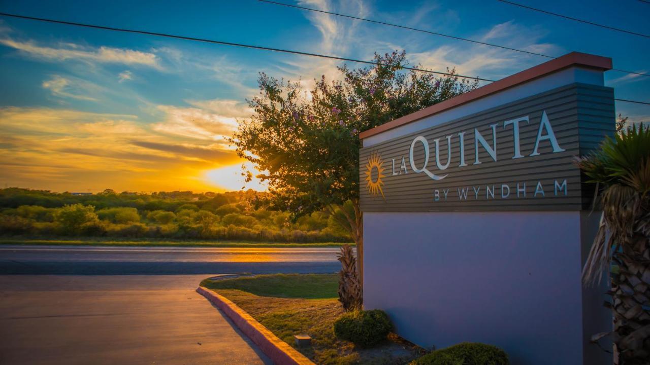La Quinta By Wyndham - Kenedy 3* Karnes City