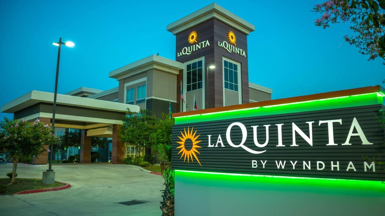 Hotel La Quinta By Wyndham - Kenedy 3*